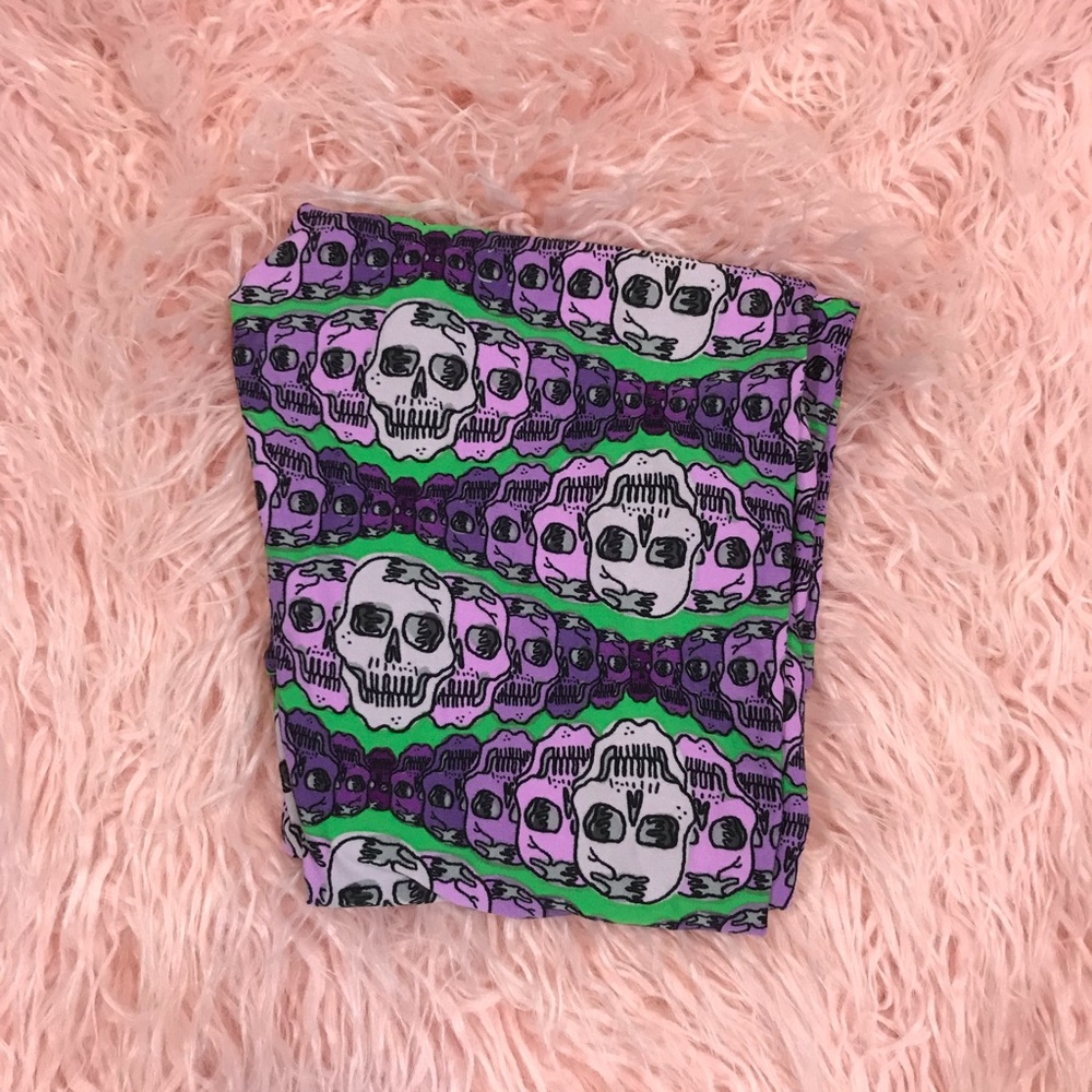 LuLaRoe NWOT Halloween OS (0-10) Leggings